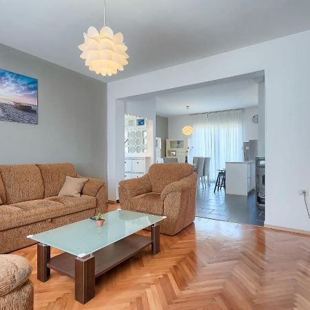 PUY Holiday Home Rovere By Interhome מראה חיצוני תמונה