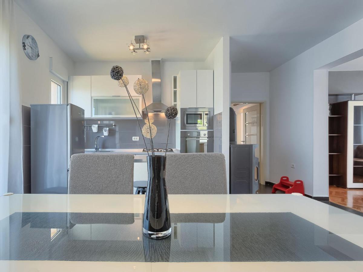 PUY Holiday Home Rovere By Interhome מראה חיצוני תמונה