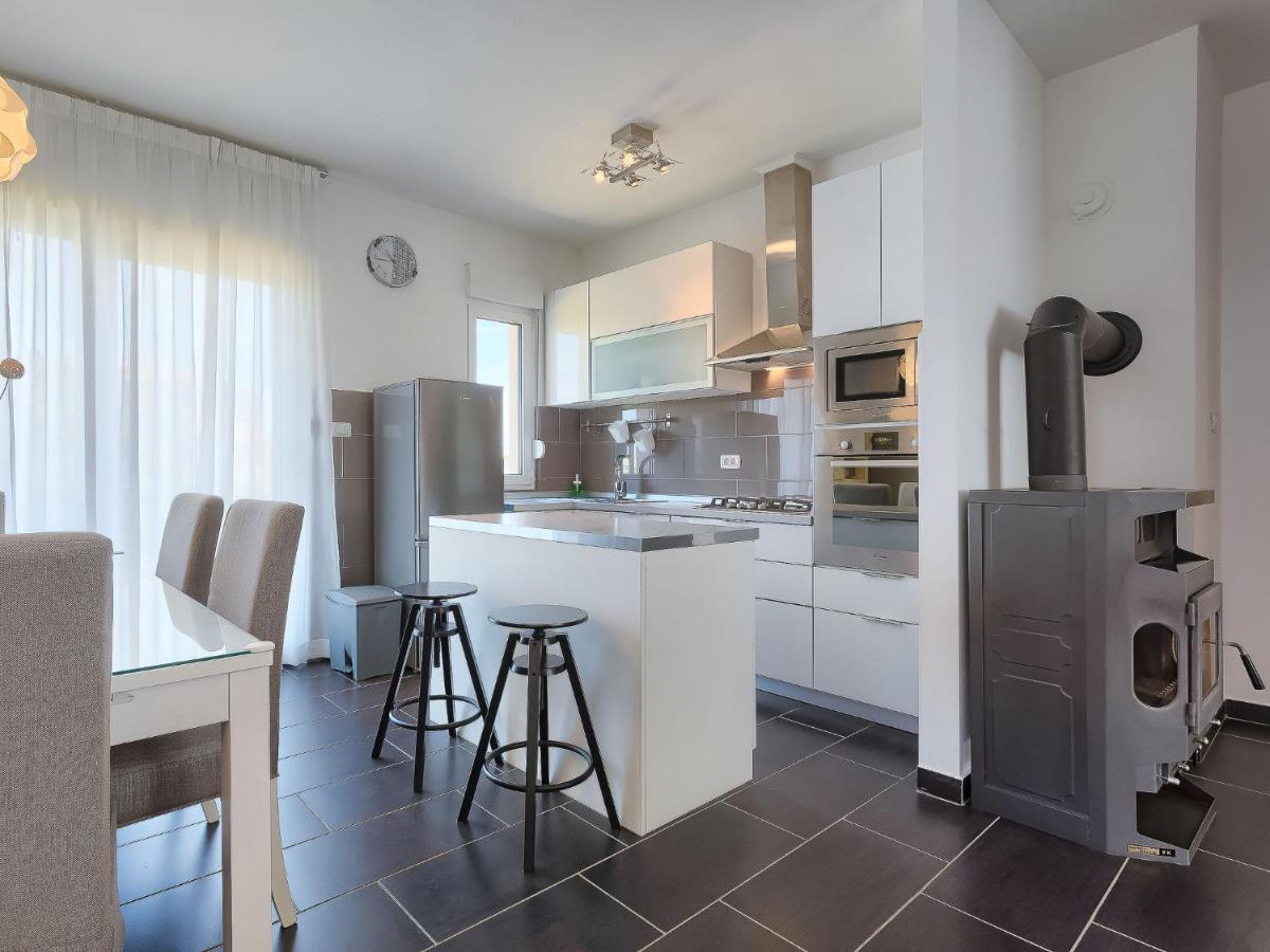PUY Holiday Home Rovere By Interhome מראה חיצוני תמונה